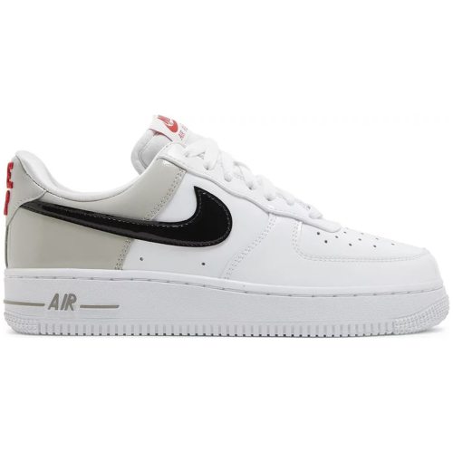 Nike W AIR FORCE 1 '07 ESS SNKR